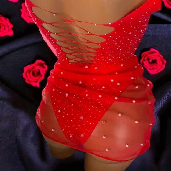 Feels Good On! l Rhinestone Embellished Bodysuit & Pearl Endowed Sarong l New - Picture 10 of 12